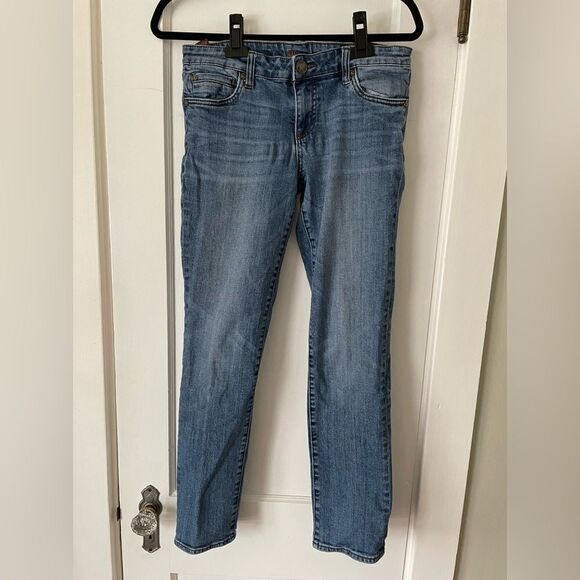 Kut from the Kloth Catherine Mid Rise Boyfriend Jeans Size 6 Medium Wash - Picture 1 of 8